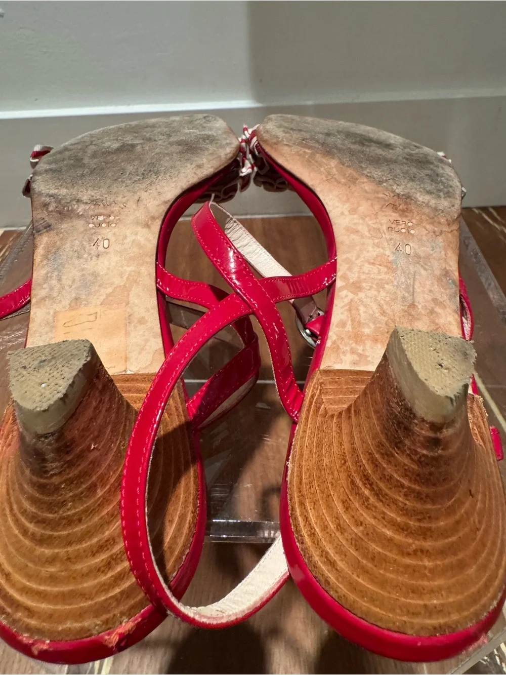 Studio Pollini Red Patent Ruffle Slingback Sandals. Size 40.  ♥️ Dolce Vita!